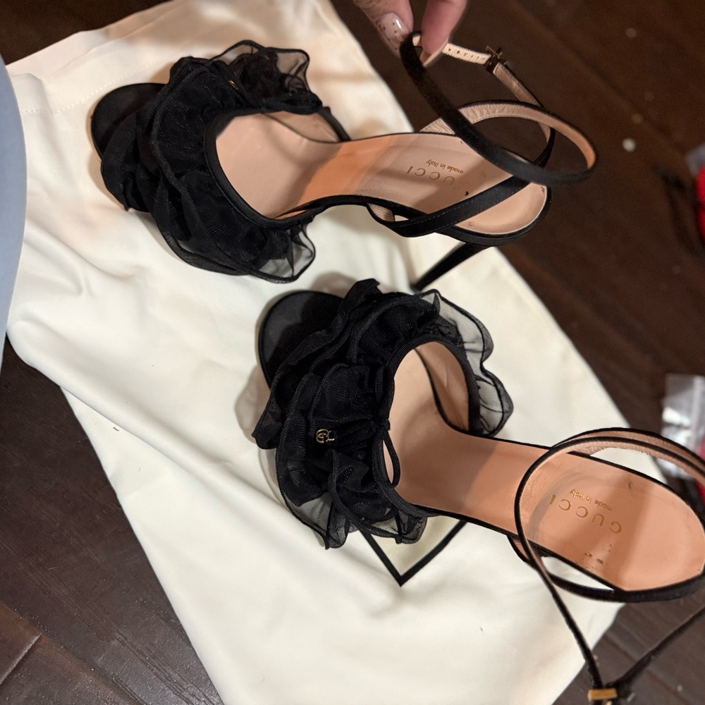 Gucci Women's Black Ruffle Heels